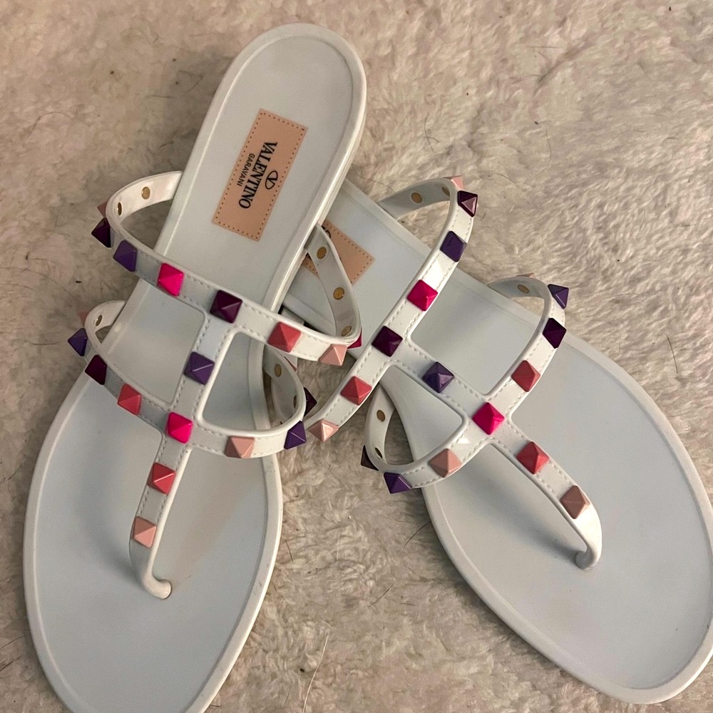 Valentino Garavani Rockstud slip-on White Sandals
